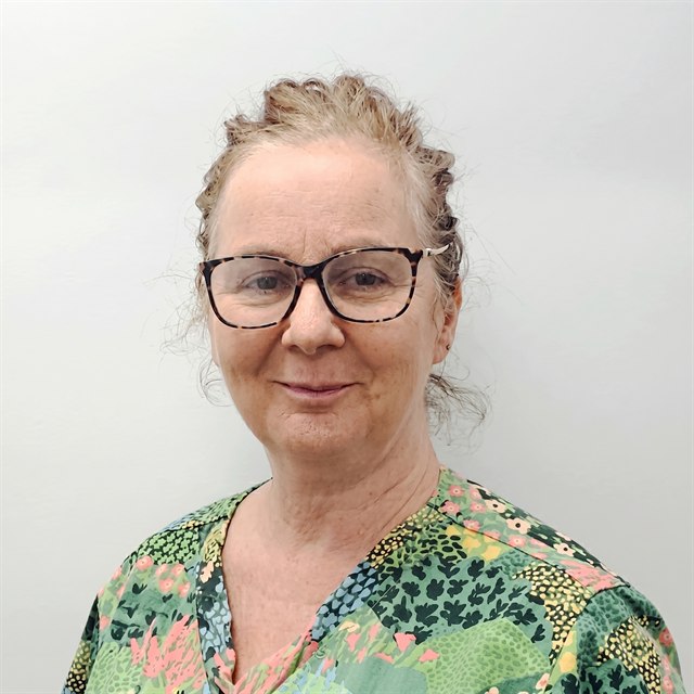 Lesley Gilmore, Podiatrist